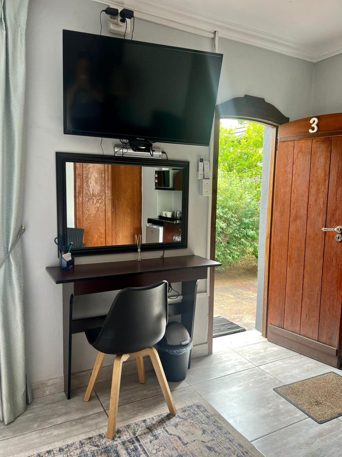 Silken Trap Accommodation No Loadshedding Johannesburg Esterno foto